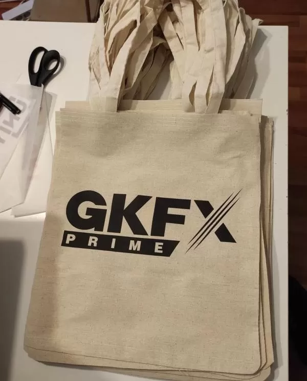 Ham Bez Omuz Çantası 35 x 40 cm